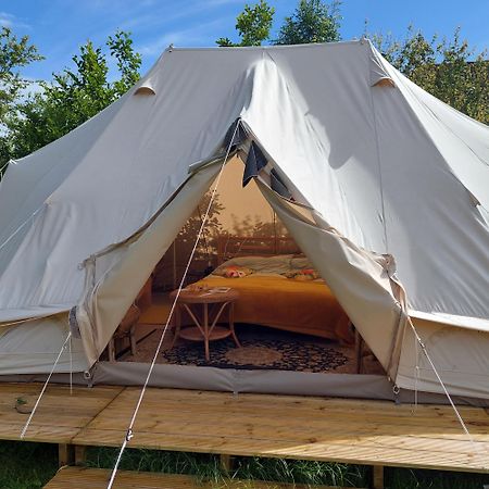 Bell Tent Glamping Essenhof Aagtekerke Extérieur photo